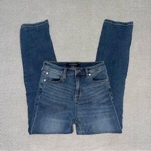 Liverpool Women’s Denim Medium Wash Straight Leg Jeans Sz 25/0